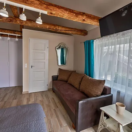Charmantes Caesar Mit Terrasse By Interhome 아파트 시오포크