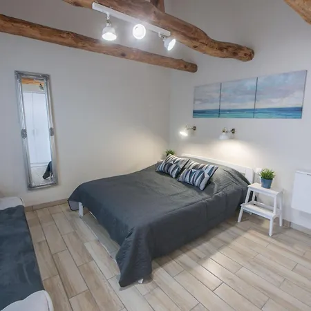 Apartman Charmantes Caesar Mit Terrasse By Interhome